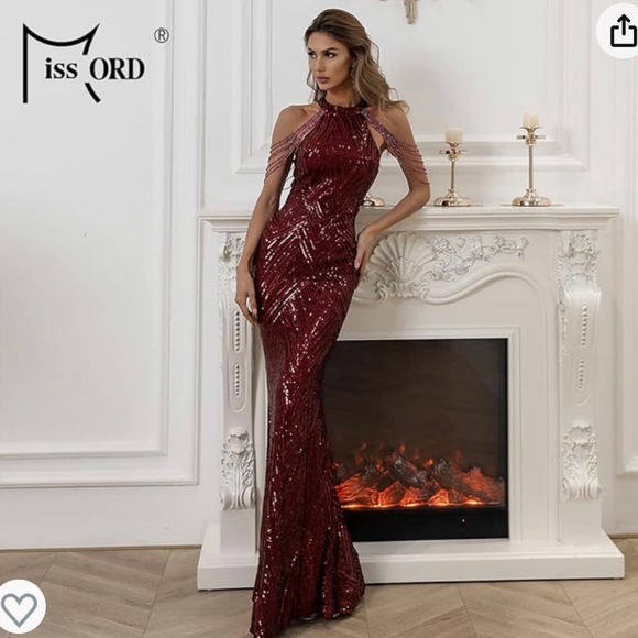 Red/ maroon Evening gown - Picture 4 of 7